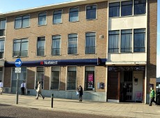 NatWest bank, Crawley town centre