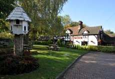 Mill House pub and restaurant, Ifield