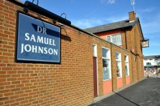 Dr Samuel Johnson pub, Crawley